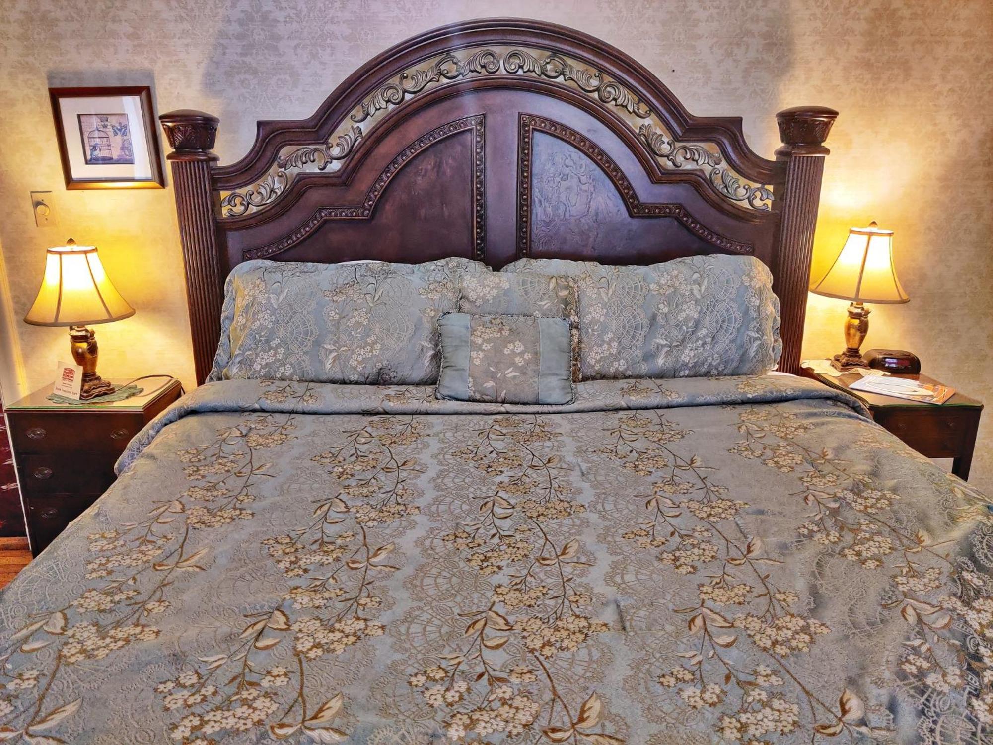Montague Inn Bed & Breakfast Saginaw Εξωτερικό φωτογραφία